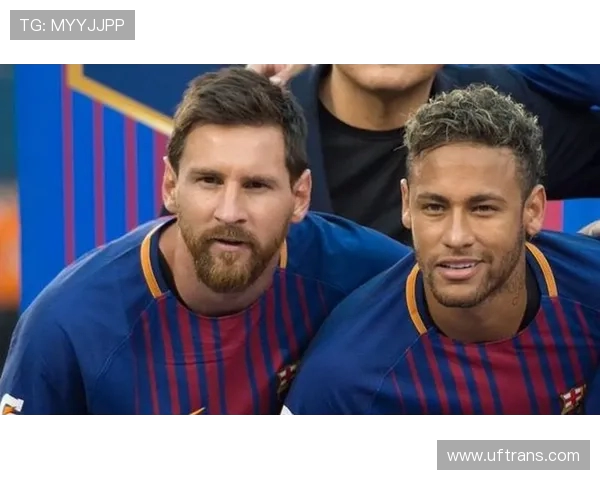 帕尔默精选五人制足球阵容：梅西、内马尔、拉维尔与裤袜同台竞技